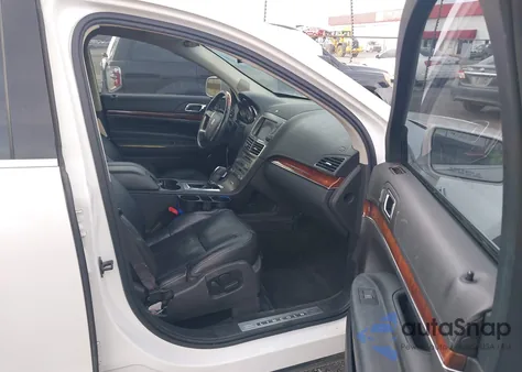 2012 Lincoln Mkt Ecoboost z USA, uszkodzony, nr VIN 2LMHJ5AT7CBL52887